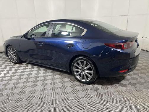 2024 Mazda Mazda3 FWD w/Preferred Package