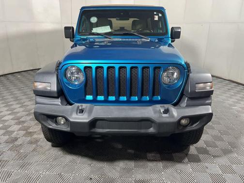 2020 Jeep Wrangler Unlimited Black and Tan 4X4