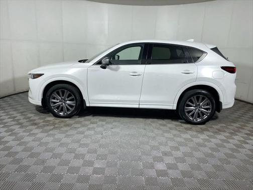 2024 Mazda CX-5 Signature