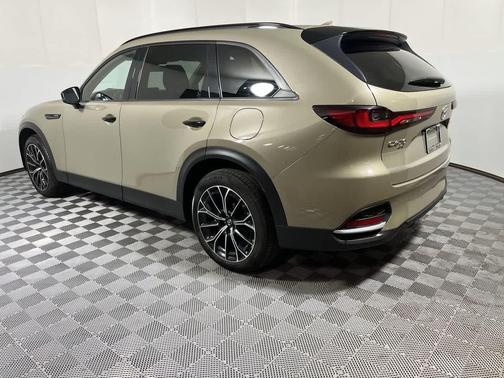 2025 Mazda CX-70 PHEV Premium Package