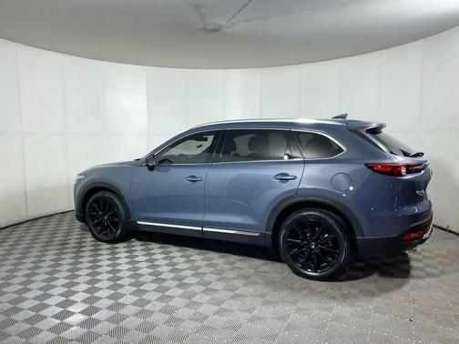 2023 Mazda CX-9 Carbon Edition