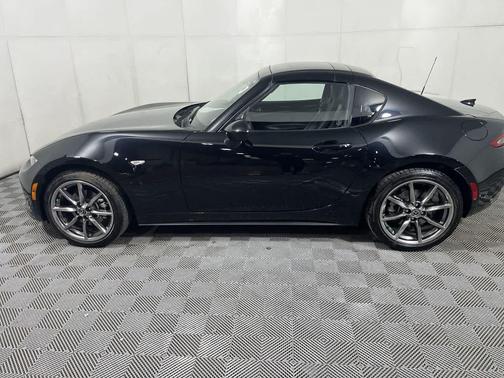 2023 Mazda MX-5 Miata RF Grand Touring