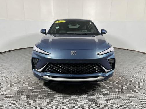 Ocean Blue Metallic 2024 Buick Envista Avenir FWD