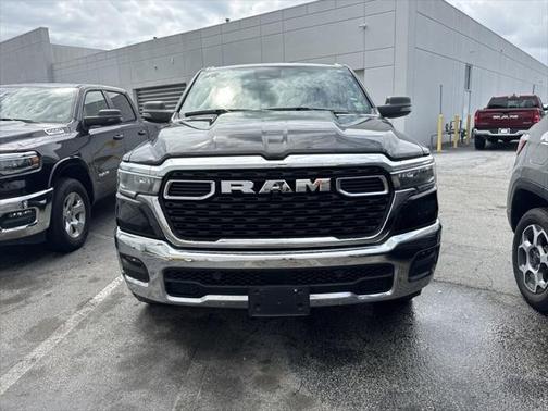 2025 RAM 1500 Big Horn Crew Cab 4x4 57' Box
