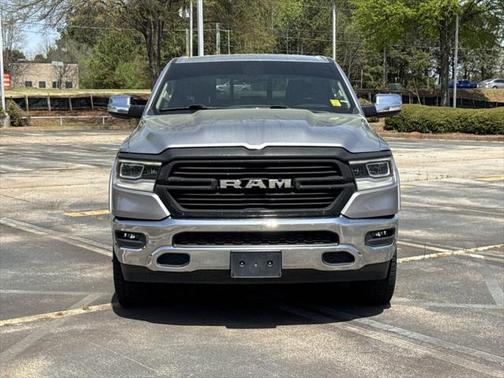 2019 RAM 1500 Laramie Crew Cab 4x4 57' Box