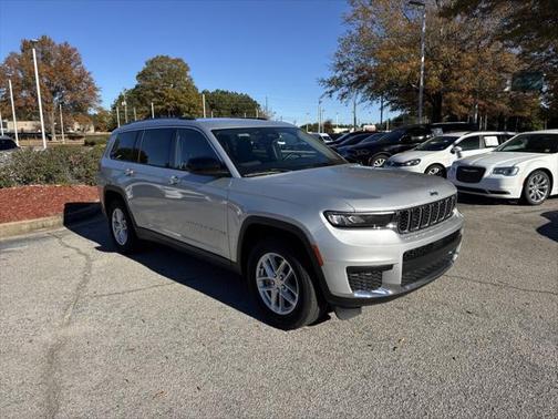 2021 Jeep Grand Cherokee L Laredo 4x2