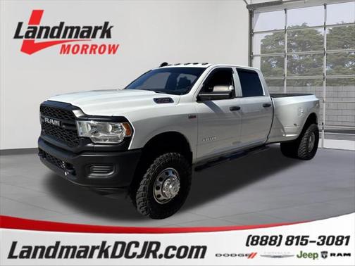 2022 RAM 3500 Tradesman Crew Cab 4x4 8 Box