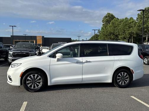 2021 Chrysler Pacifica Touring L
