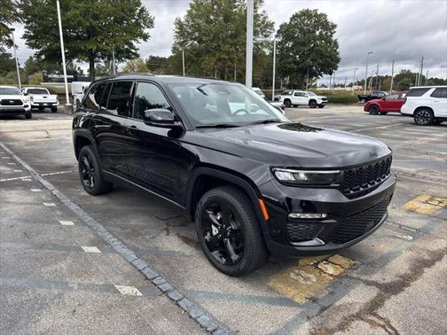 2025 Jeep Grand Cherokee Limited 4x2