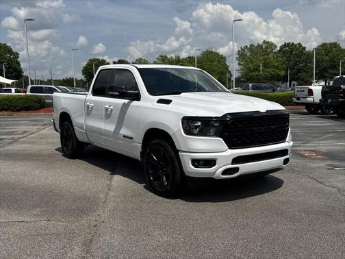 2022 RAM 1500 Big Horn Quad Cab 4x4 64' Box