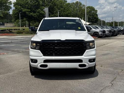 2022 RAM 1500 Big Horn Quad Cab 4x4 64' Box