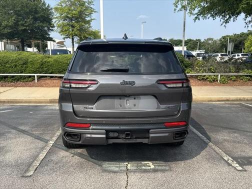 2023 Jeep Grand Cherokee L Summit 4x4
