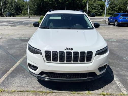 2023 Jeep Cherokee Altitude Lux 4x4
