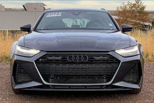 2025 Audi RS 6 Avant quattro tiptronic