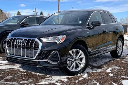 2025 Audi Q3 Premium 45 TFSI S line quattro Tiptronic