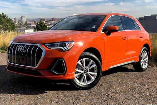 2025 Audi Q3 Premium 45 TFSI S line quattro Tiptronic