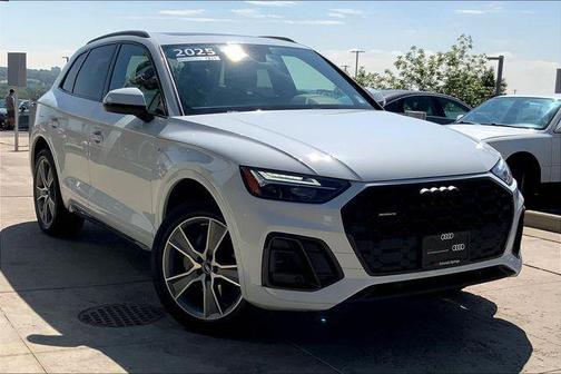 2025 Audi Q5 Premium 45 TFSI S line quattro