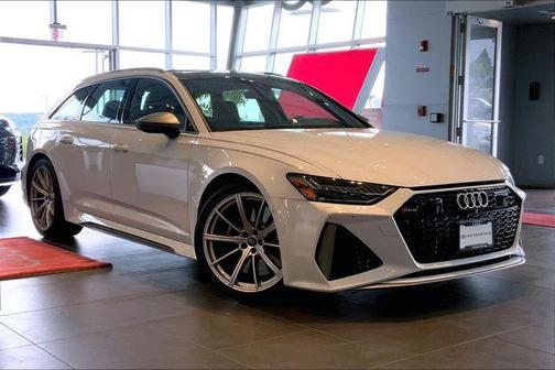 2025 Audi RS 6 Avant quattro tiptronic