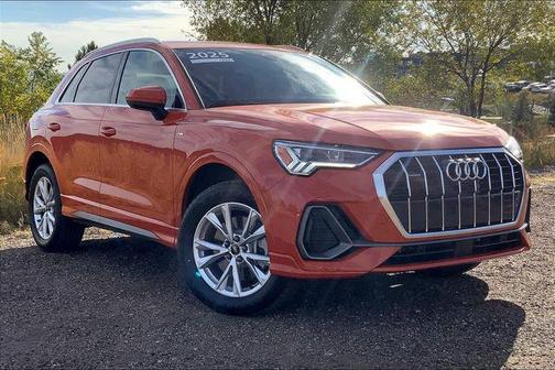 2025 Audi Q3 Premium 45 TFSI S line quattro Tiptronic