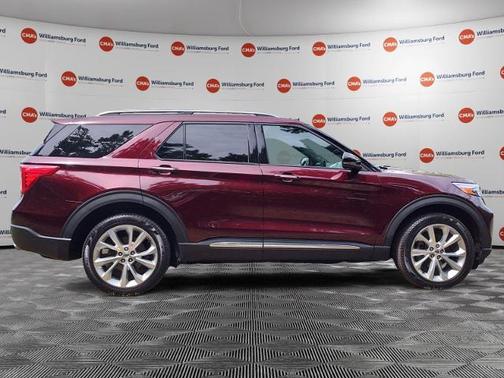 BURGUNDY VELVET MET TINT CC 2022 Ford Explorer PLATINUM