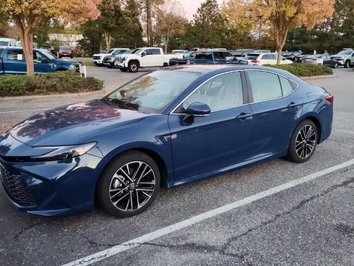 2025 Toyota Camry XLE