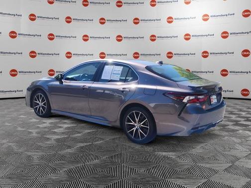 Predawn Gray Mica 2024 Toyota Camry SE