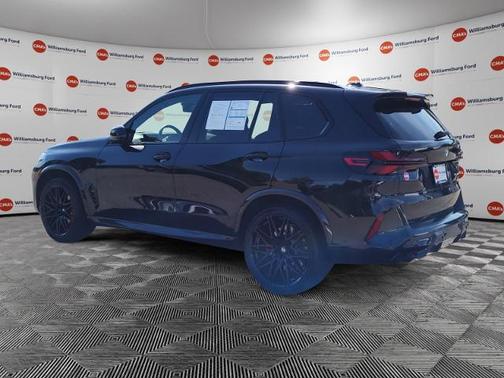 Black Sapphire Metallic 2024 BMW X5 COMPETITION