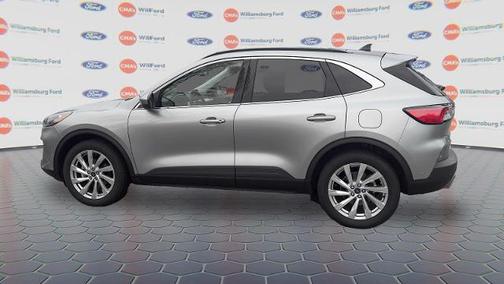 2022 Ford Escape TITANIUM