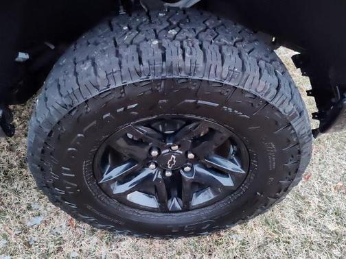 2023 Chevrolet Silverado 1500 CUSTOM TRAIL BOSS