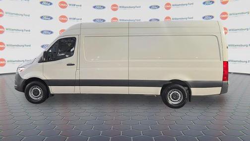 2023 Mercedes-Benz Sprinter 2500 