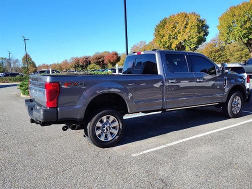 2022 Ford F-350 PLATINUM