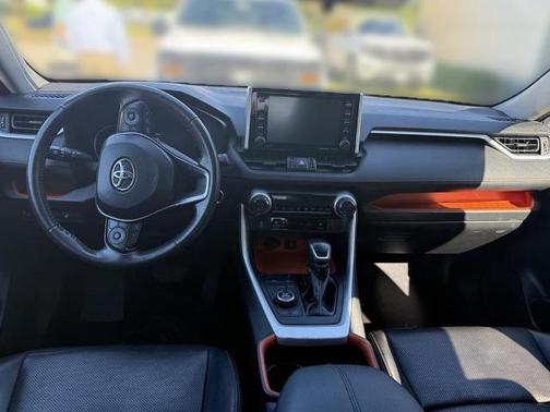 2020 Toyota RAV4 ADVENTURE