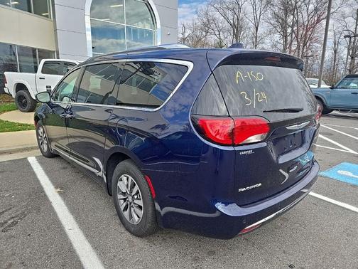 2020 Chrysler Pacifica Hybrid Limited