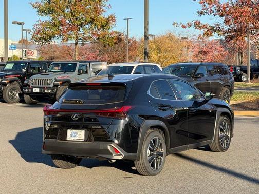 2021 Lexus UX 200 Base