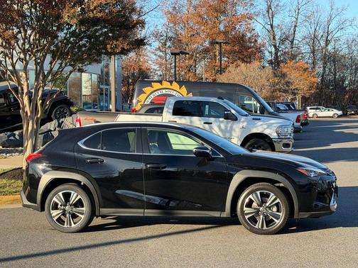 2021 Lexus UX 200 Base