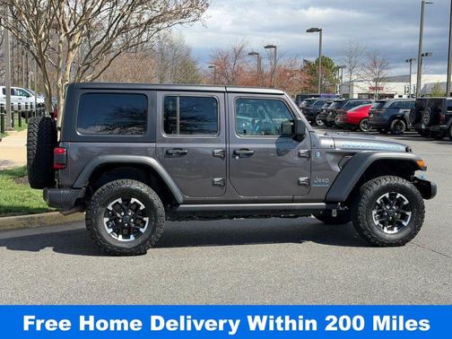 Granite Crystal Clearcoat Metallic 2025 Jeep Wrangler 4xe Rubicon