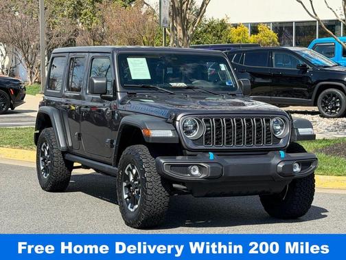 Granite Crystal Clearcoat Metallic 2025 Jeep Wrangler 4xe Rubicon