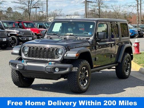 Granite Crystal Clearcoat Metallic 2025 Jeep Wrangler 4xe Rubicon