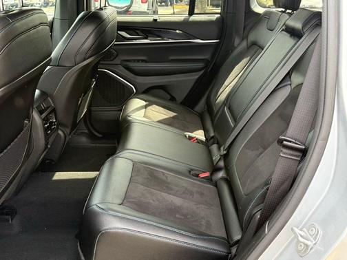 2023 Jeep Grand Cherokee 4xe Trailhawk