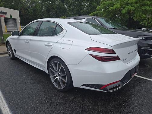 2024 Genesis G70 2.5T