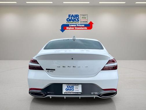 2024 Genesis G70 2.5T