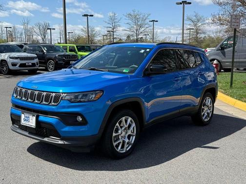 2023 Jeep Compass Latitude Lux