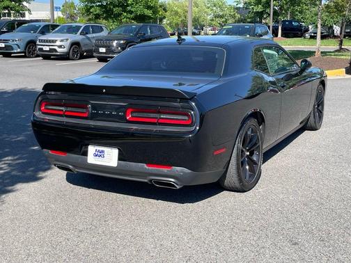 2017 Dodge Challenger R/T