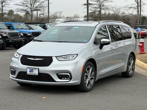 2026 Chrysler Pacifica Pinnacle