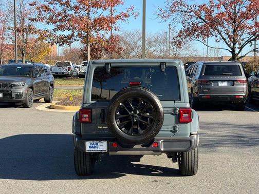 2025 Jeep Wrangler 4xe Sahara