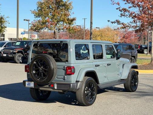 2025 Jeep Wrangler 4xe Sahara