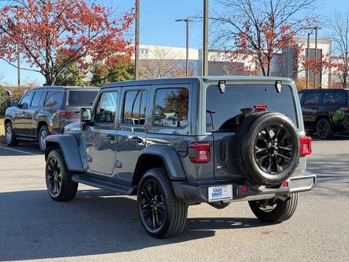 2025 Jeep Wrangler 4xe Sahara