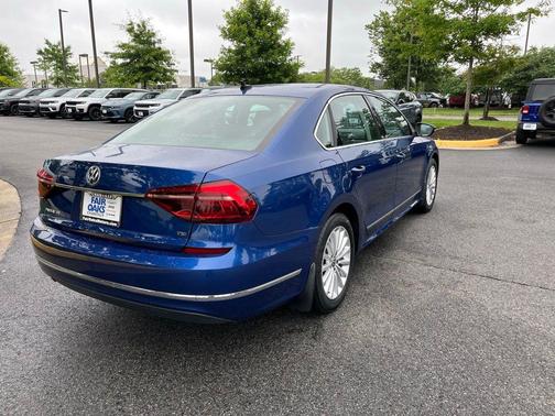 2017 Volkswagen Passat 1.8T SE