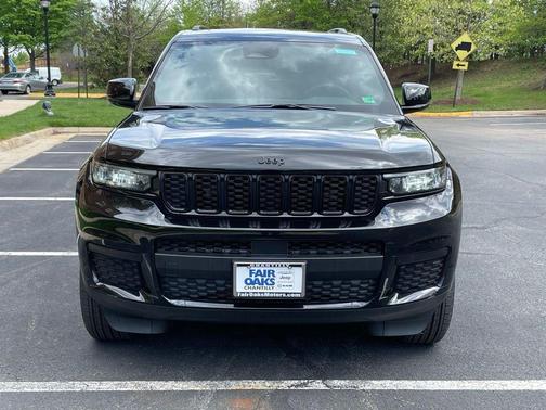 2025 Jeep Grand Cherokee L Laredo