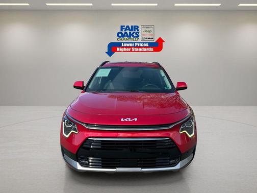 2023 Kia Niro SX